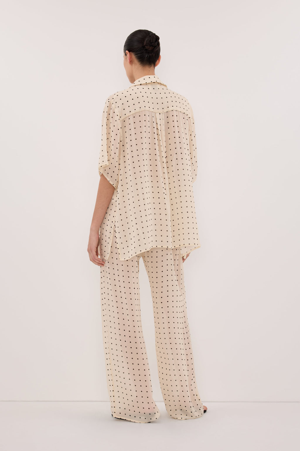 VANESSA SANDSTONE OVERSIZED SHORT SLEEVE RESORT SHIRT