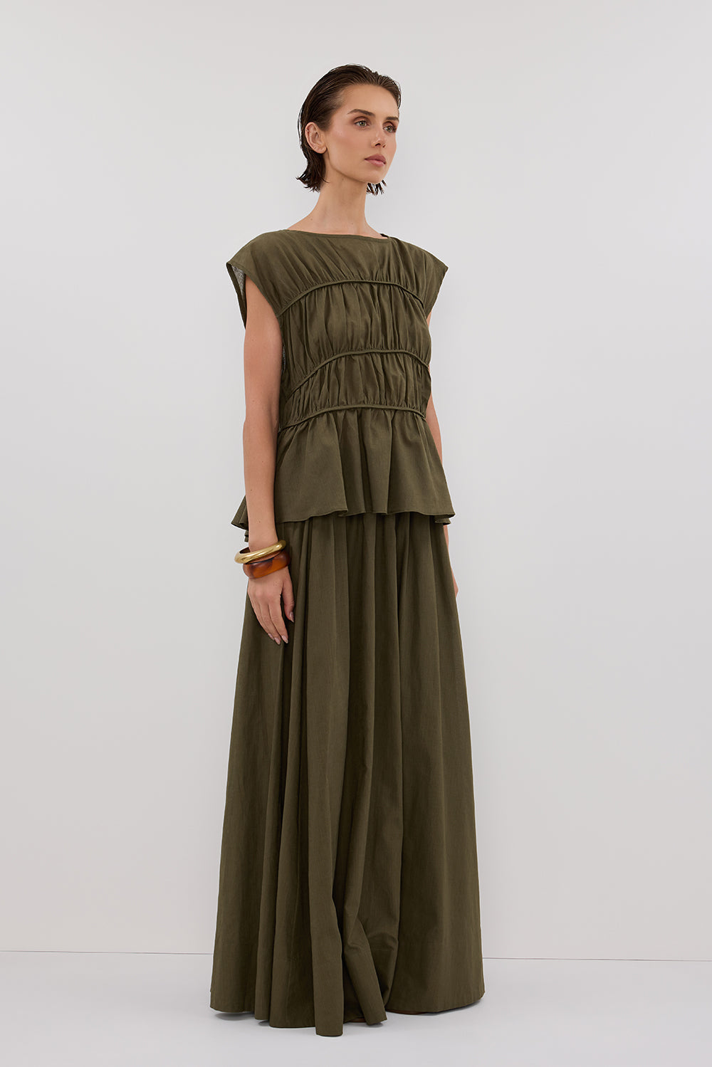 FLYNN OLIVE LINEN BLEND TIERED TOP