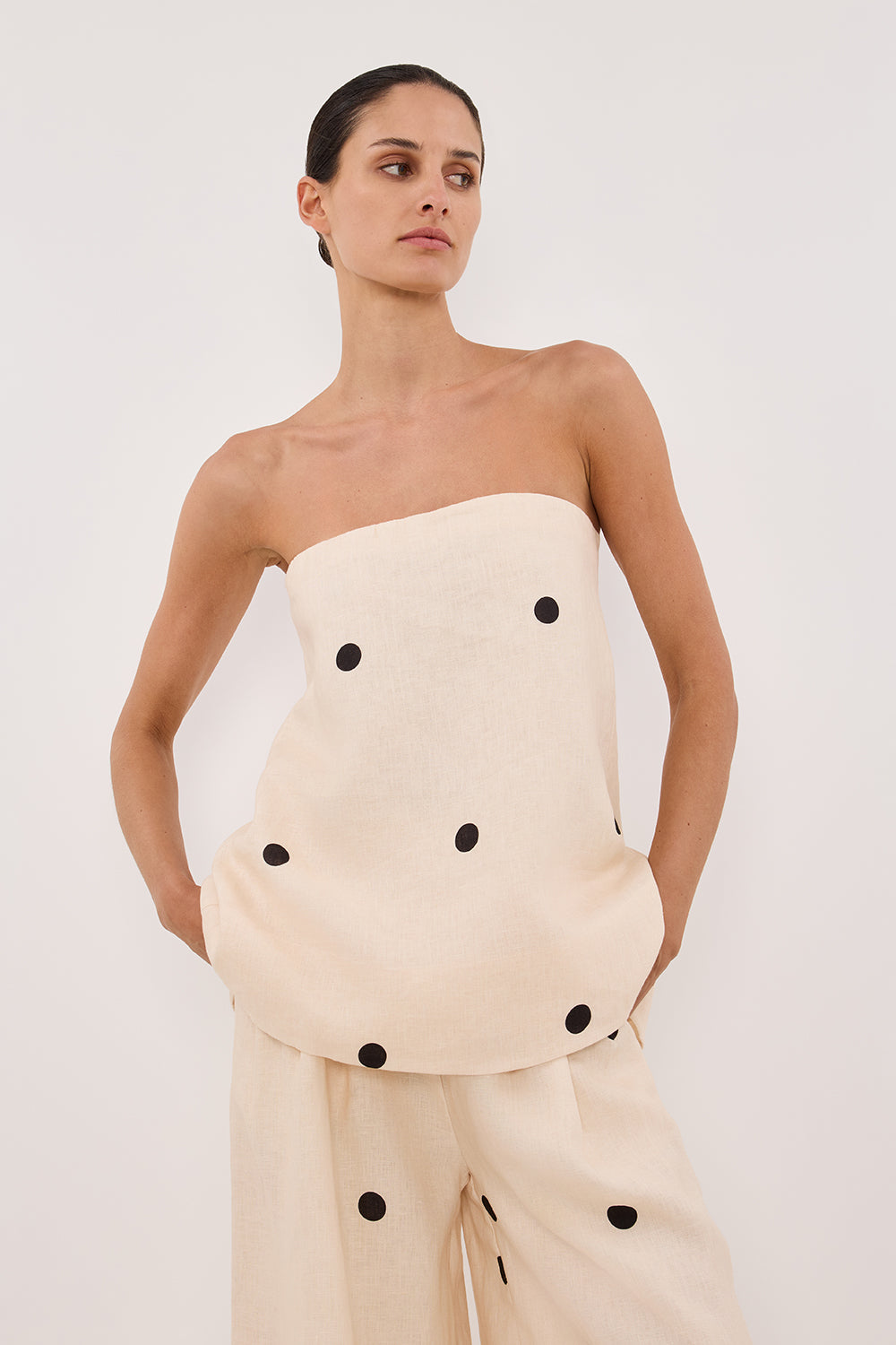BEVERLY CREAM SPOT STRAPLESS TOP