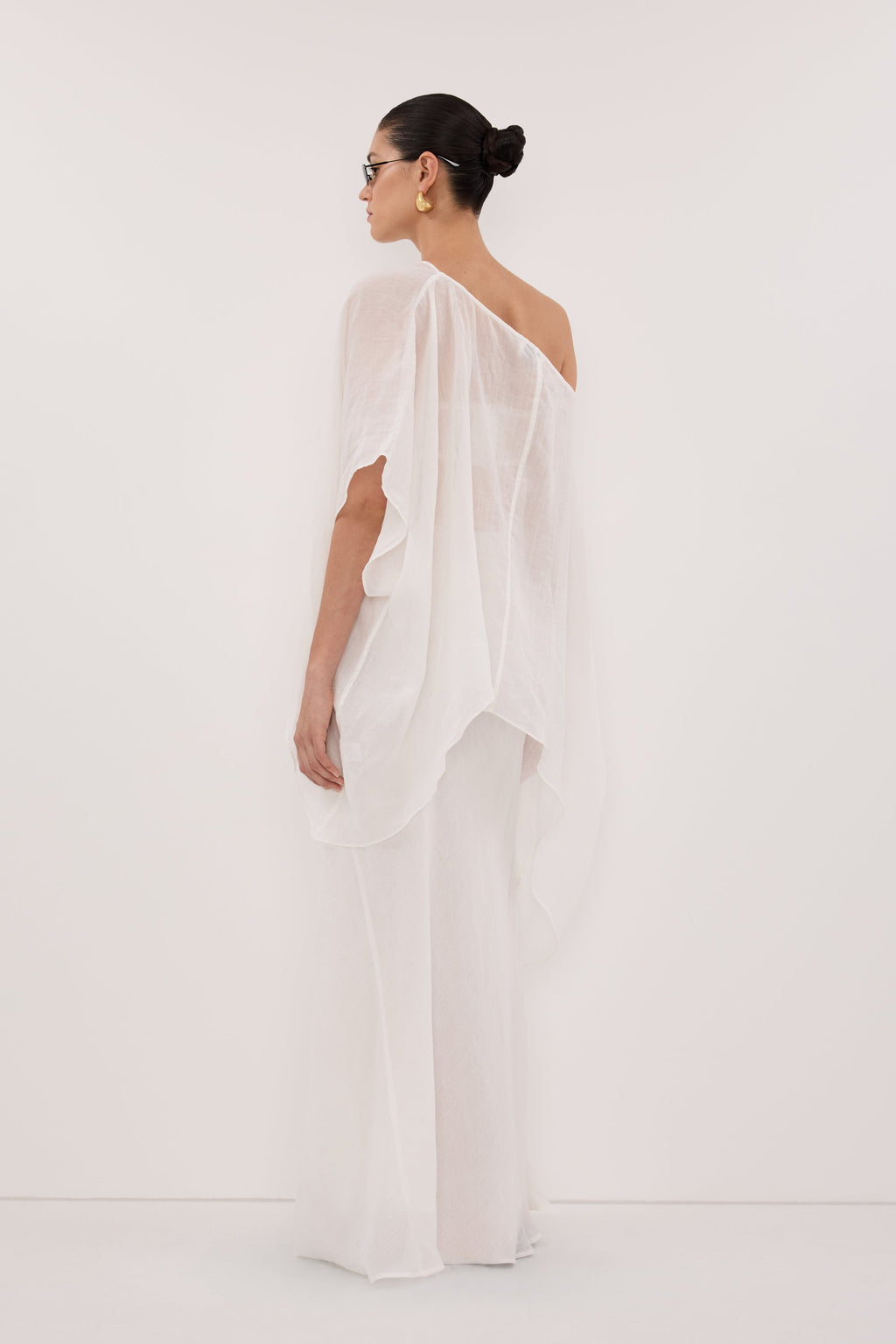 BRIANNE WHITE BATWING RAMIE TOP