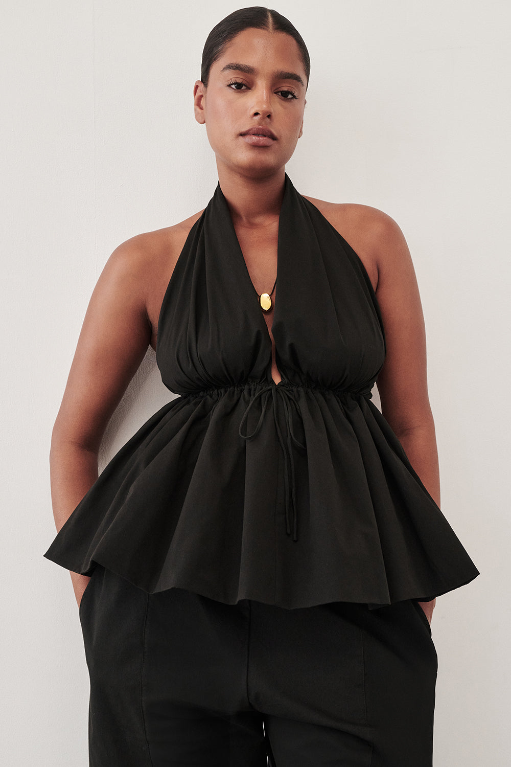 TAMMY BLACK SLEEVELESS COTTON HALTER TOP