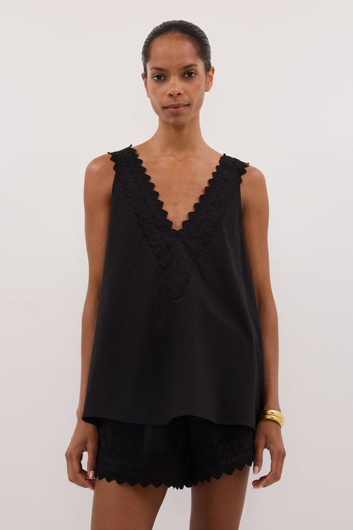 ANNABEL BLACK V NECK TOP