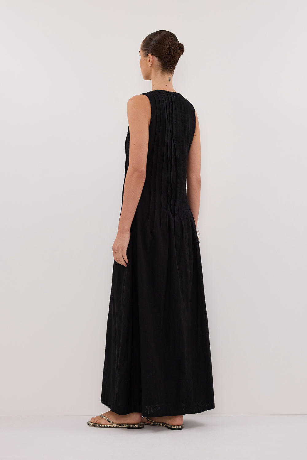 MILO BLACK LINEN BLEND MIDI DRESS