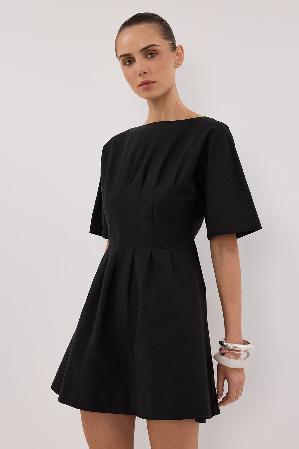 DAPHNE BLACK SLEEVED MINI DRESS