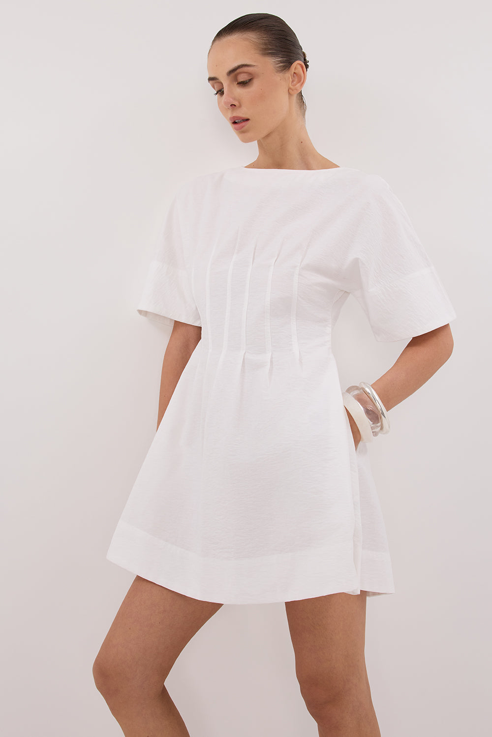 DAPHNE WHITE SLEEVED MINI DRESS