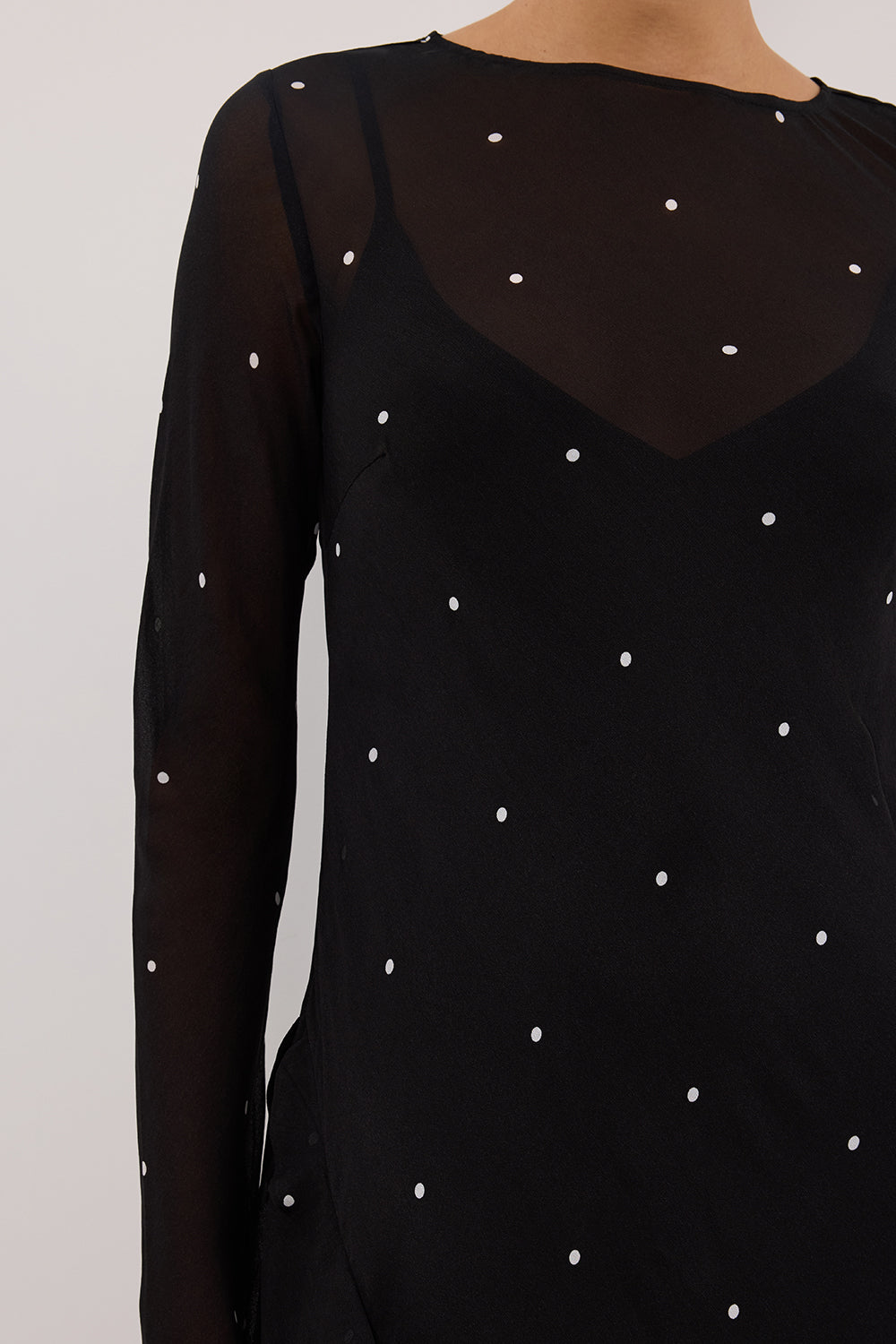 MELROSE BLACK SPOT LONG SLEEVE MAXI DRESS