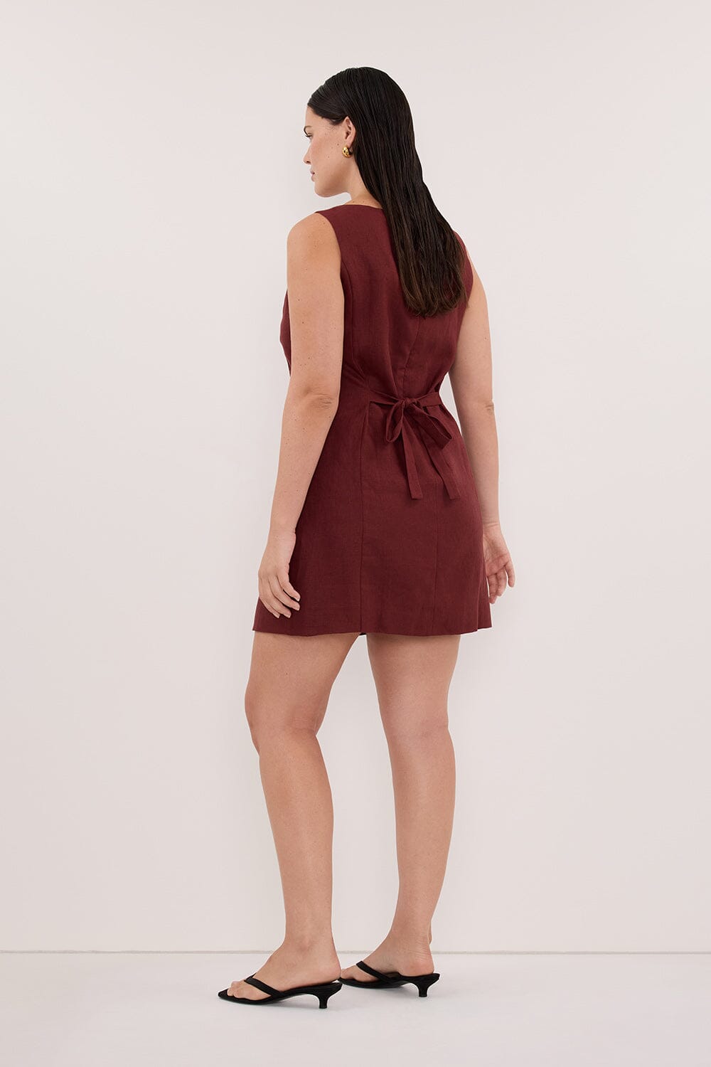 LACY SAHARA SLEEVELESS LINEN MINI DRESS