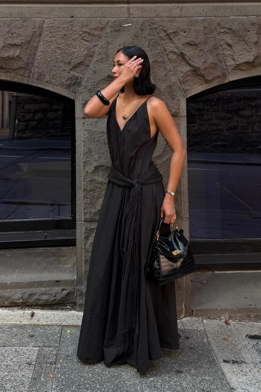 LIANA BLACK SLEEVELESS POPLIN TENT MIDI DRESS