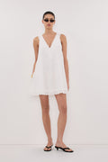 ANNABEL WHITE SLEEVELESS V NECK MINI DRESS