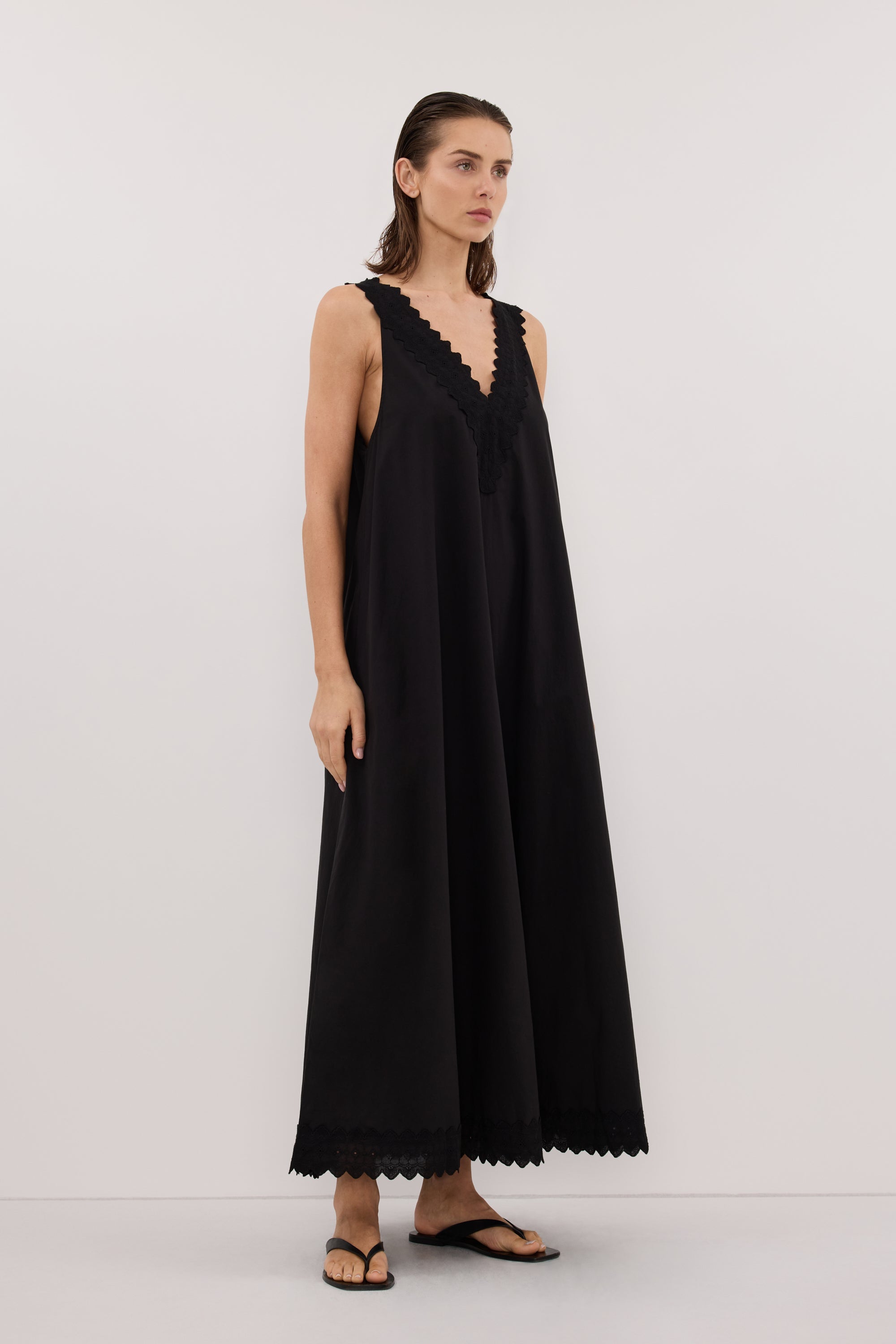 ANNABEL BLACK SLEEVELESS V NECK MIDI DRESS