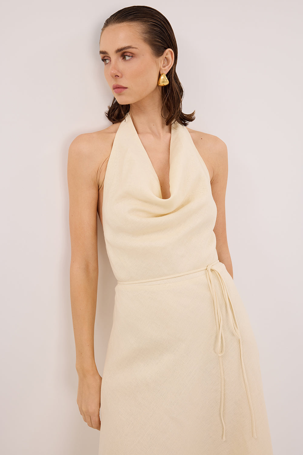 HAYLEE STRAW SLEEVELESS LINEN COWL MIDI DRESS