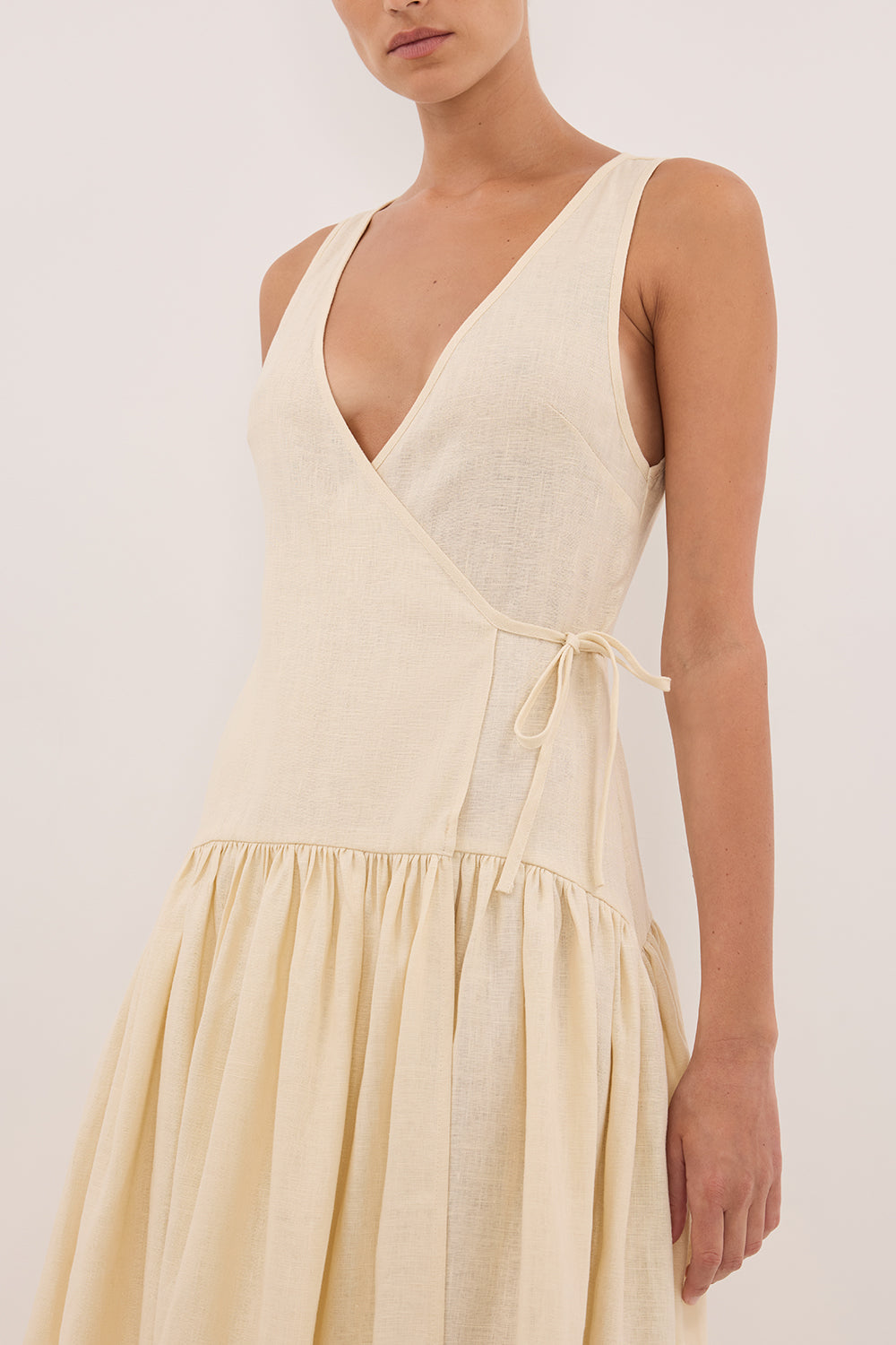 ILIO STRAW SLEEVELESS LINEN WRAP MIDI DRESS