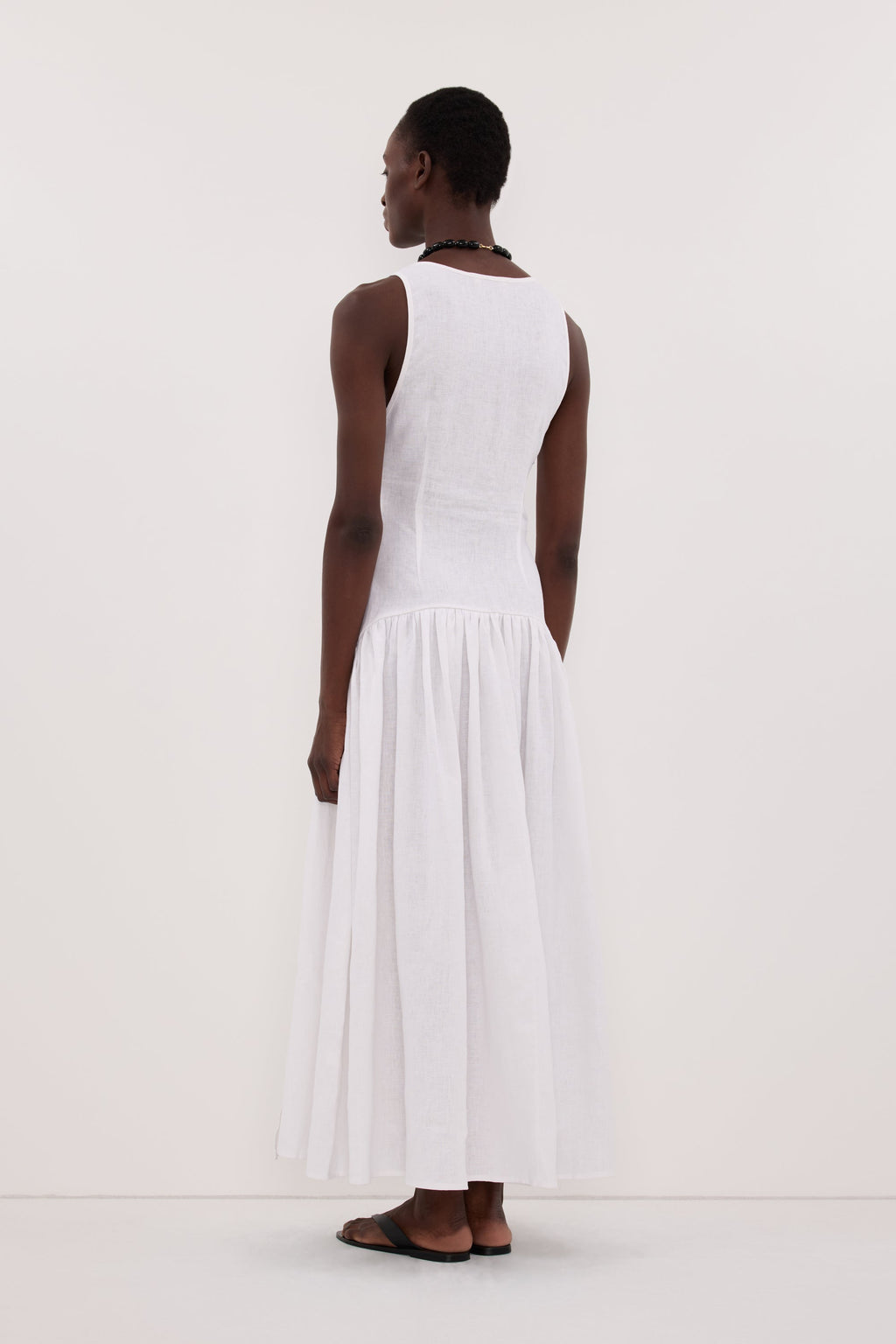 ILIO WHITE SLEEVELESS LINEN WRAP MIDI DRESS