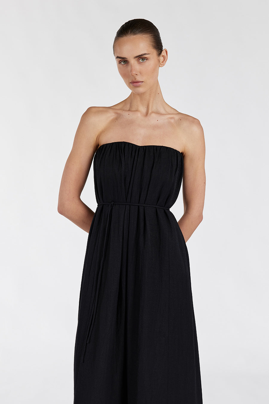 SHANIYA BLACK STRAPLESS MIDI DRESS