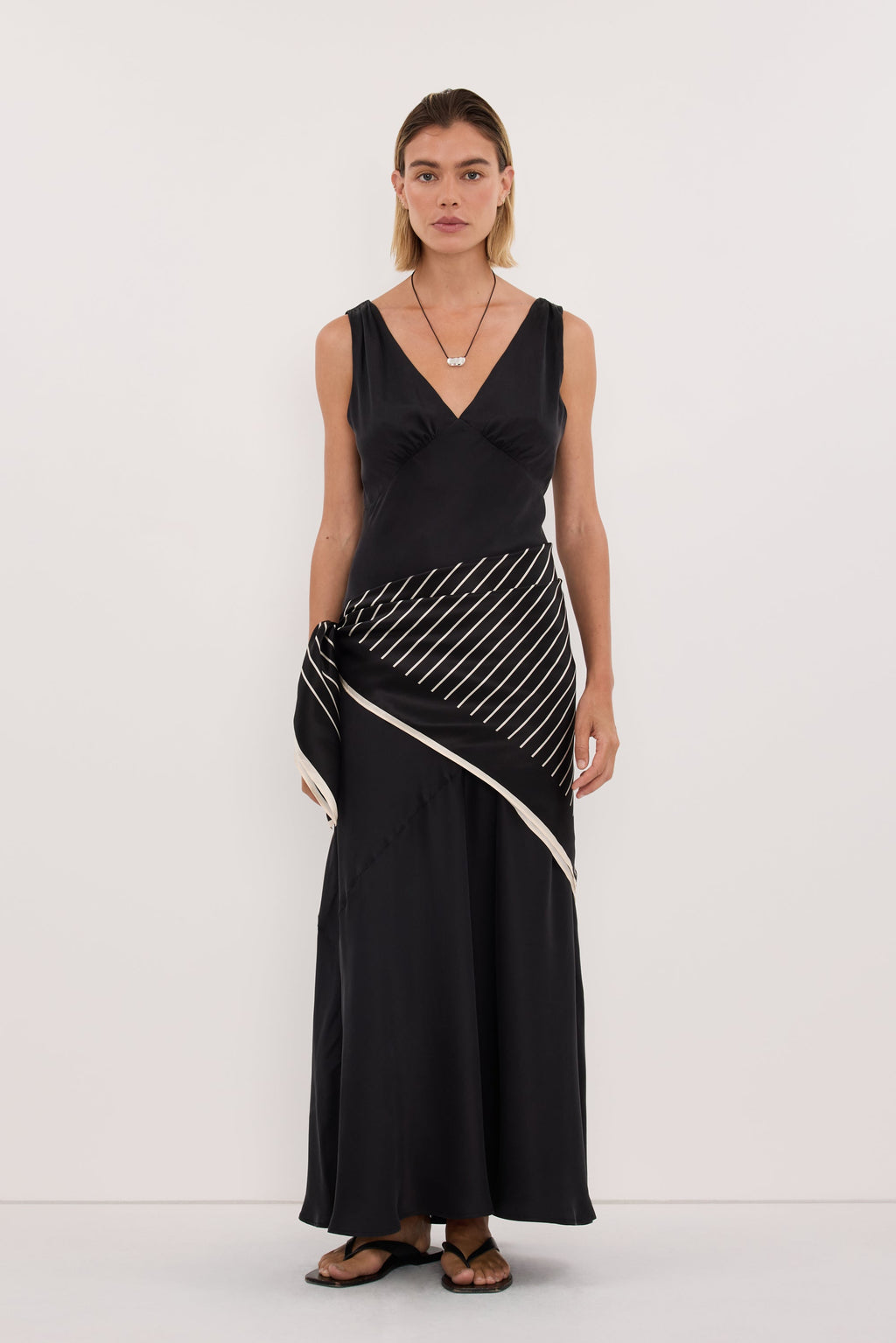 ADRIENNE BLACK SILK PRINT SCARF