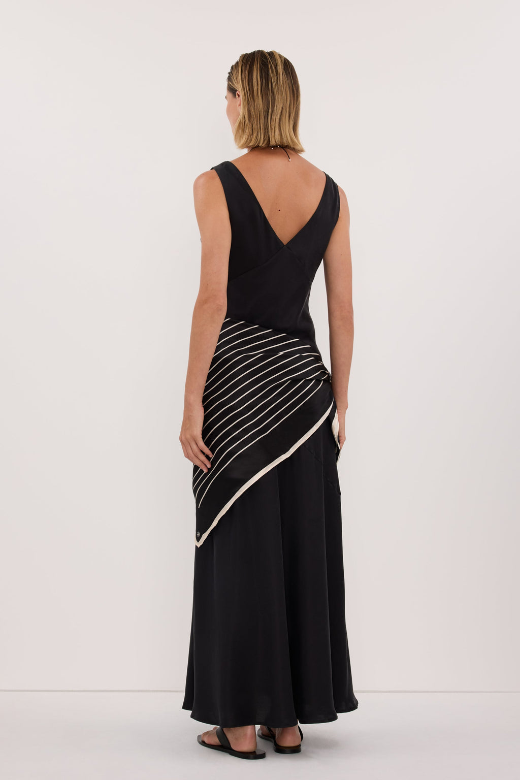 ADRIENNE BLACK SILK PRINT SCARF