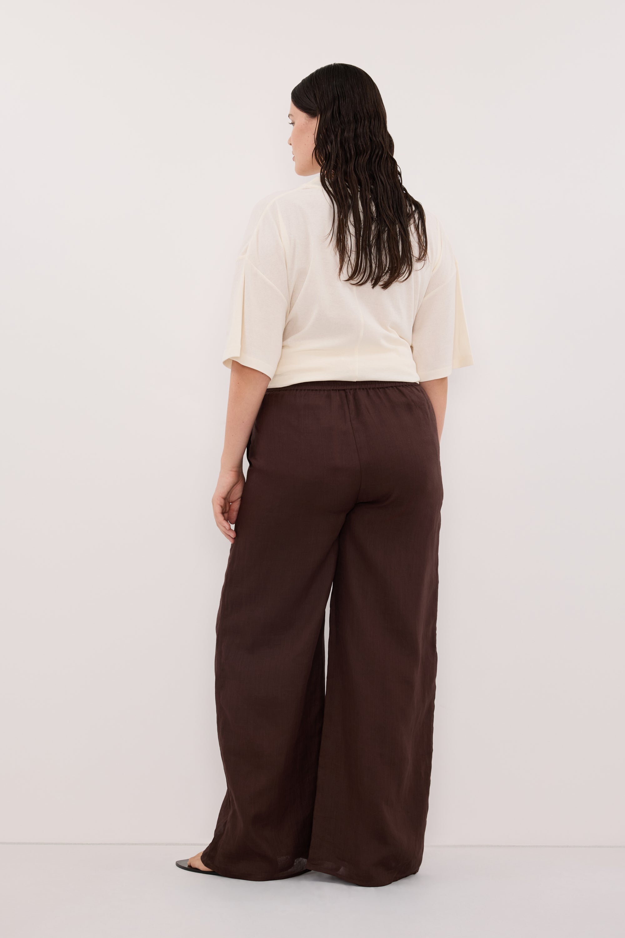 SLOANE CREAM COTTON LONGLINE TEE