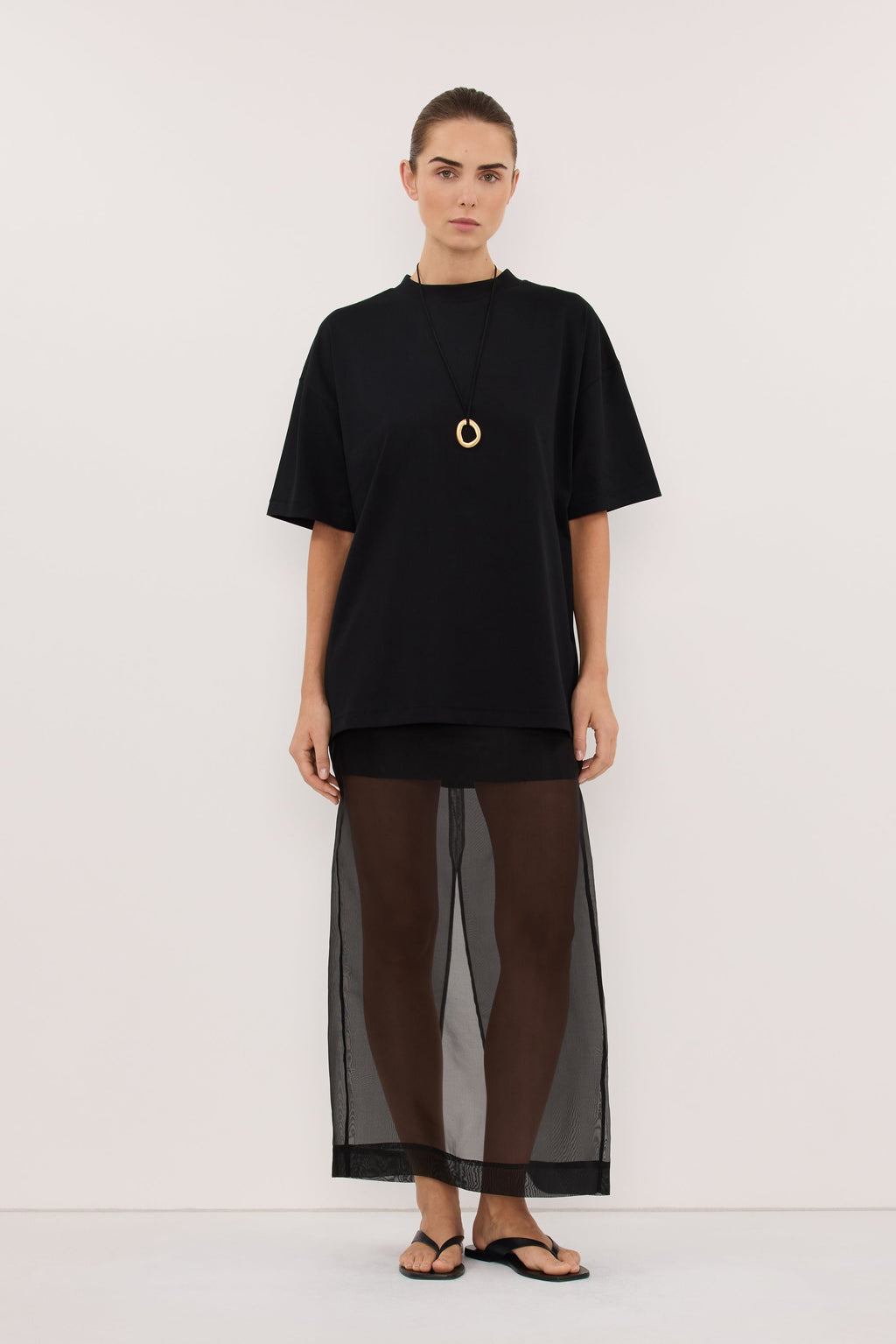 TYRA BLACK BOYFRIEND TEE