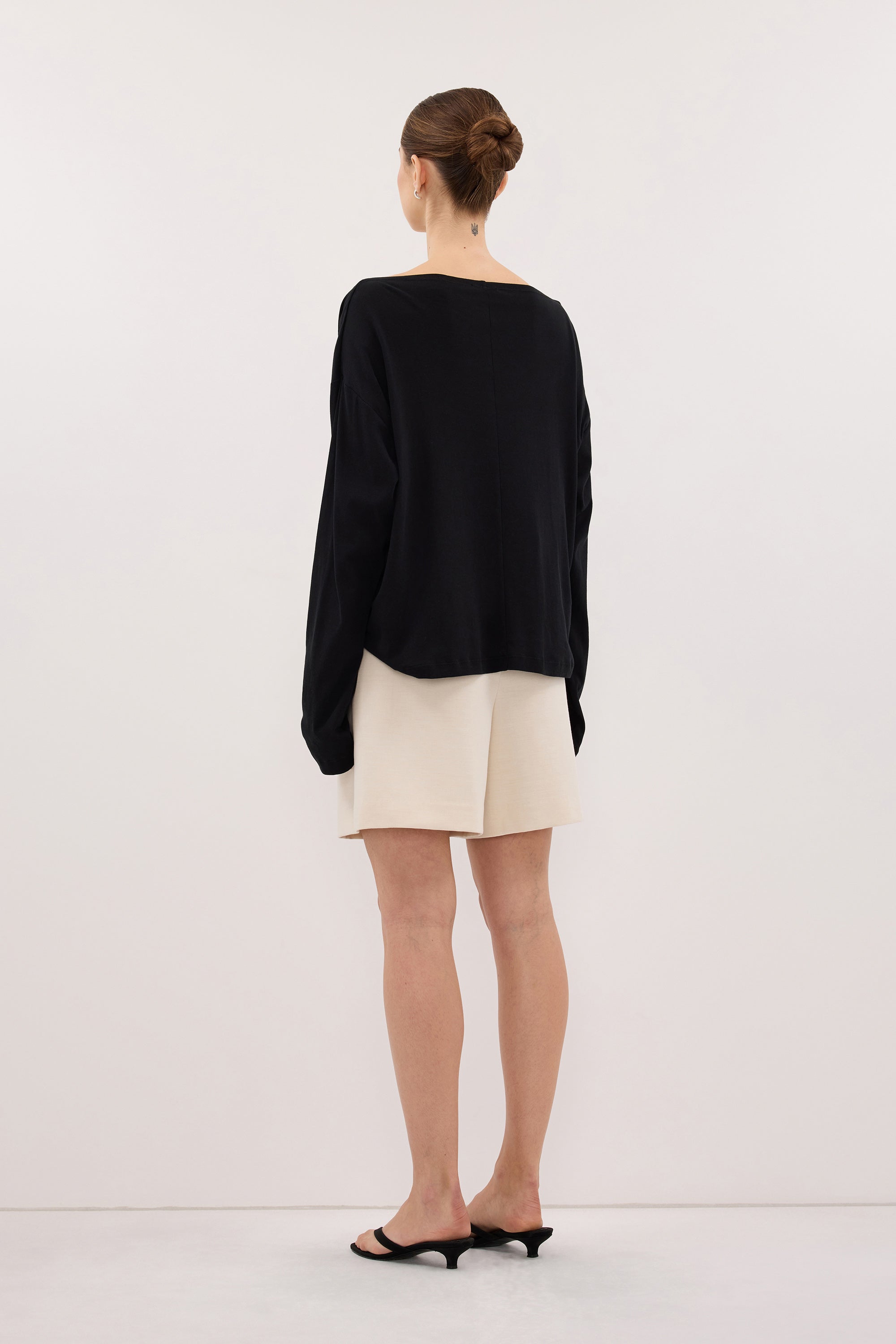ORELIA BLACK COWL NECK SLEEVED TOP