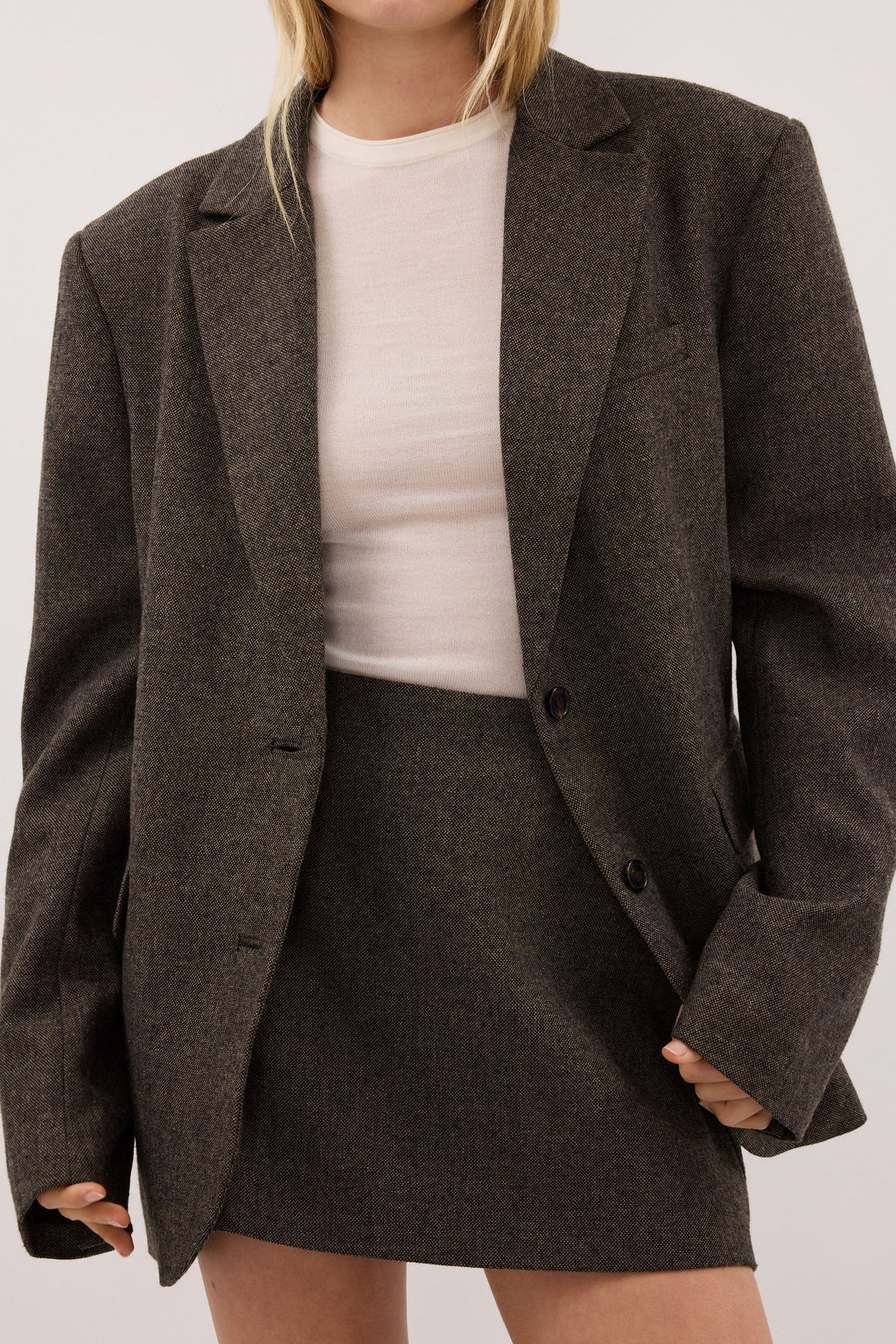 AMELIA MOCHA TEXTURED SKORT