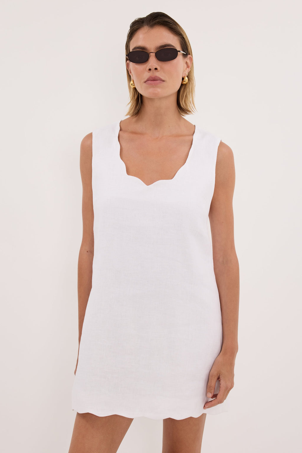 LELA WHITE SLEEVELESS LINEN MINI DRESS