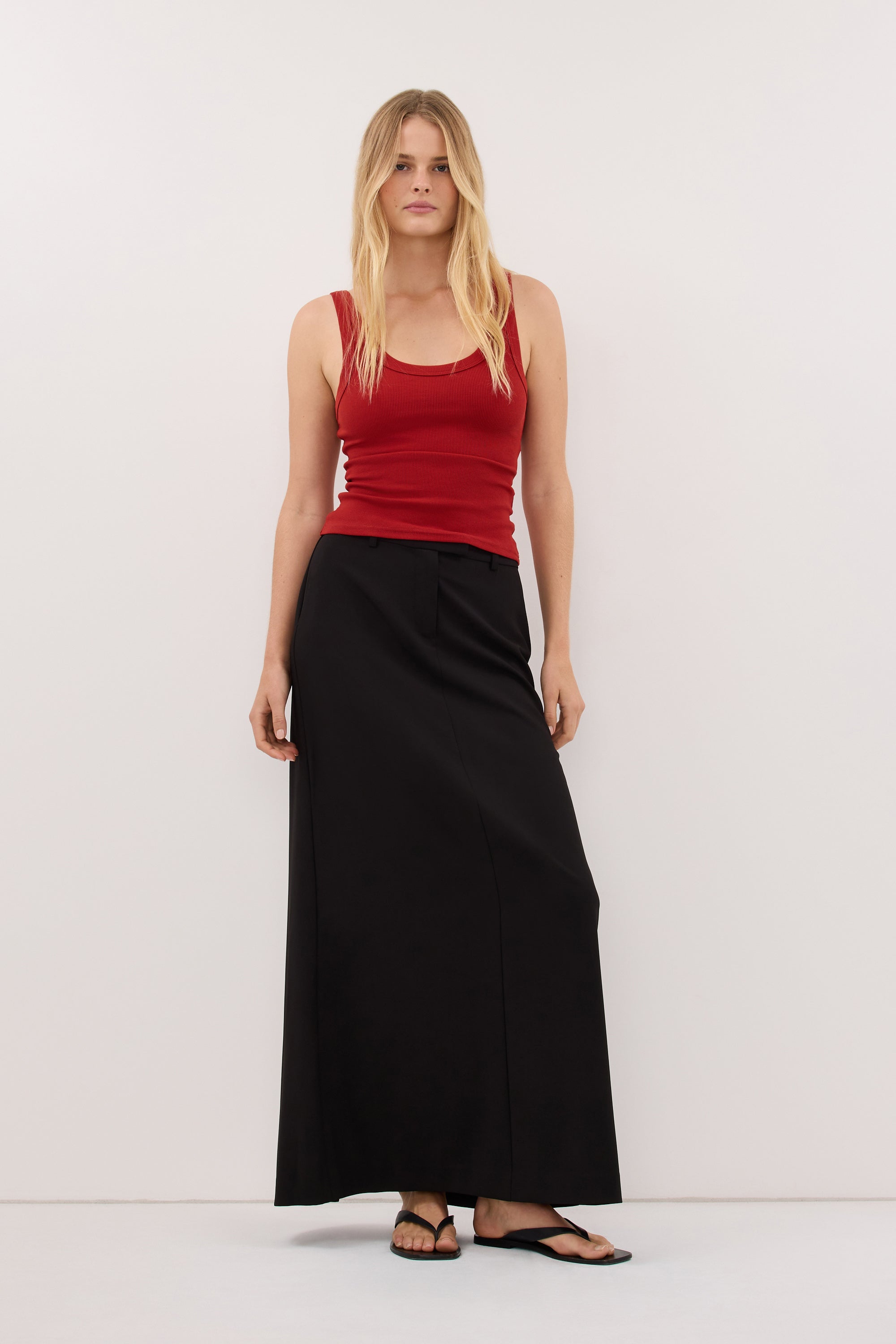 PHOEBE BURNT RED SCOOP NECK TANK TOP