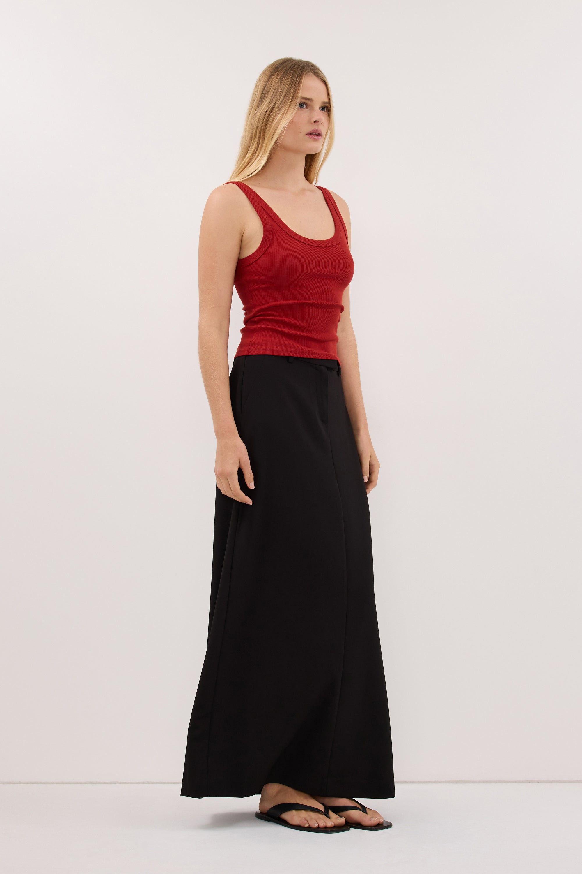 PHOEBE BURNT RED SCOOP NECK TANK TOP