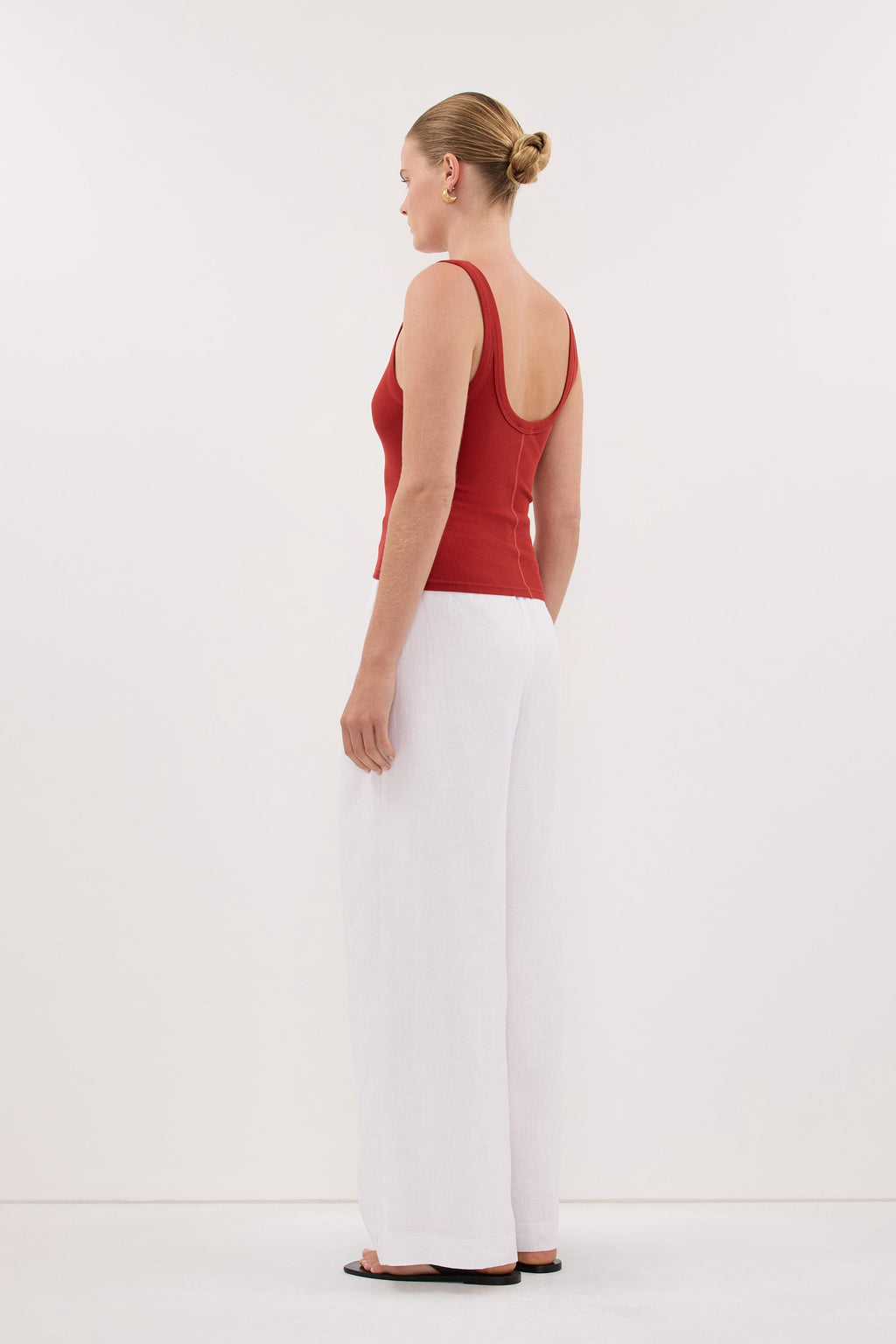 PHOEBE BURNT RED SCOOP NECK TANK TOP