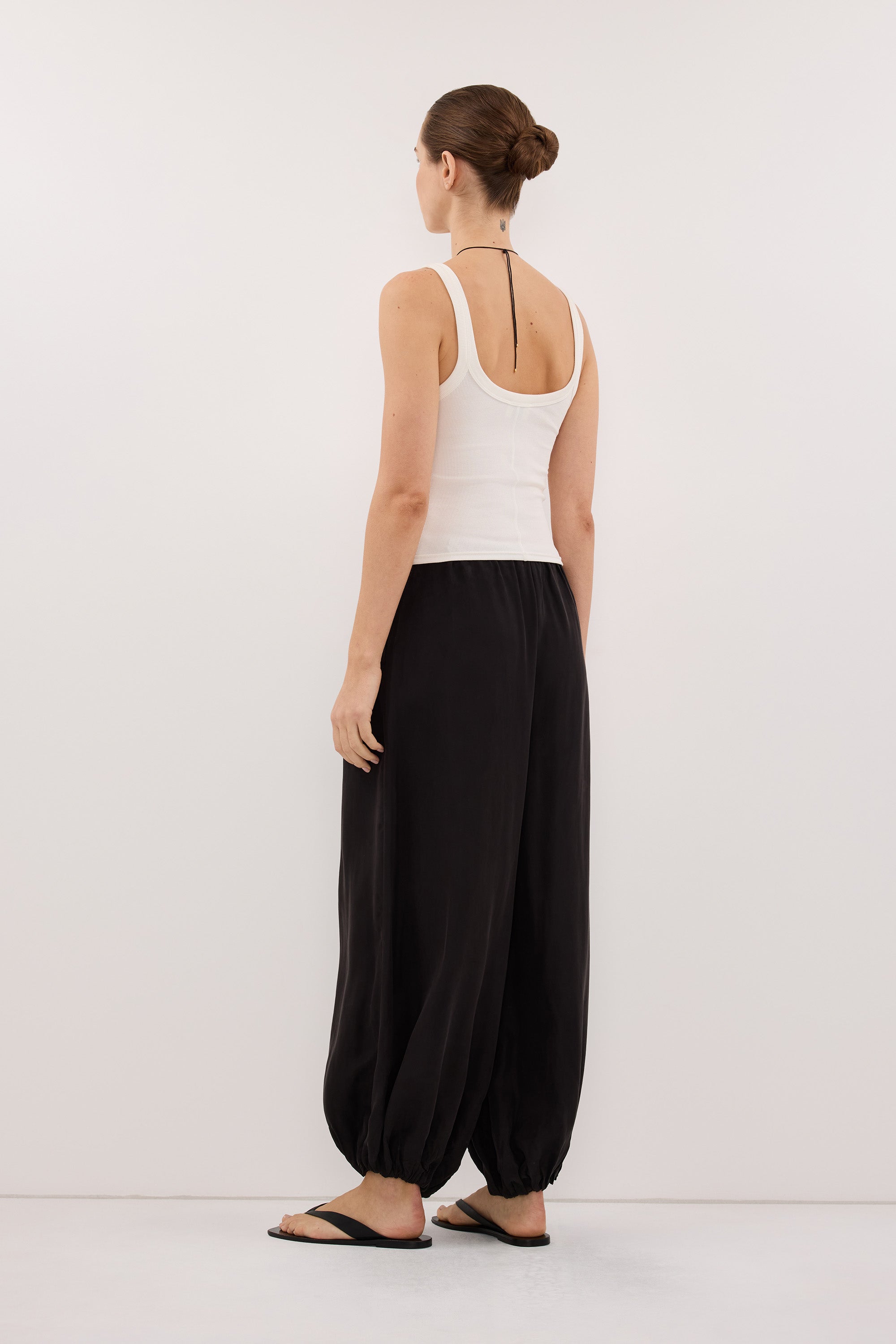 PHOEBE OFF WHITE SCOOP NECK TANK TOP