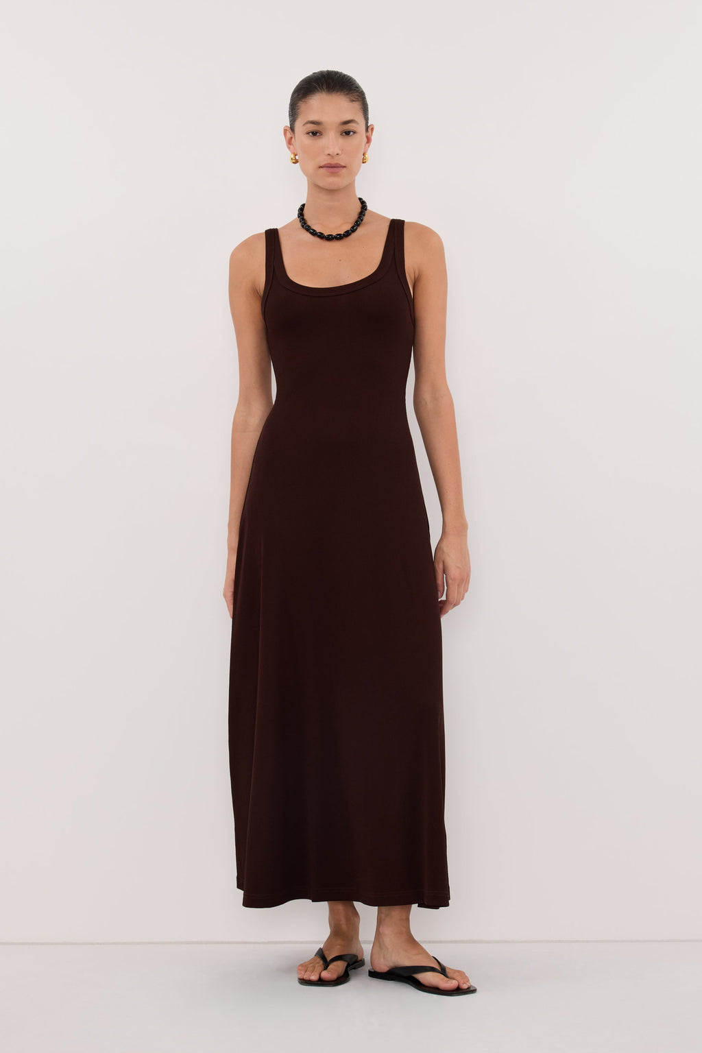 PHOEBE BURNT CHOC SLEEVELESS SCOOP NECK MIDI DRESS