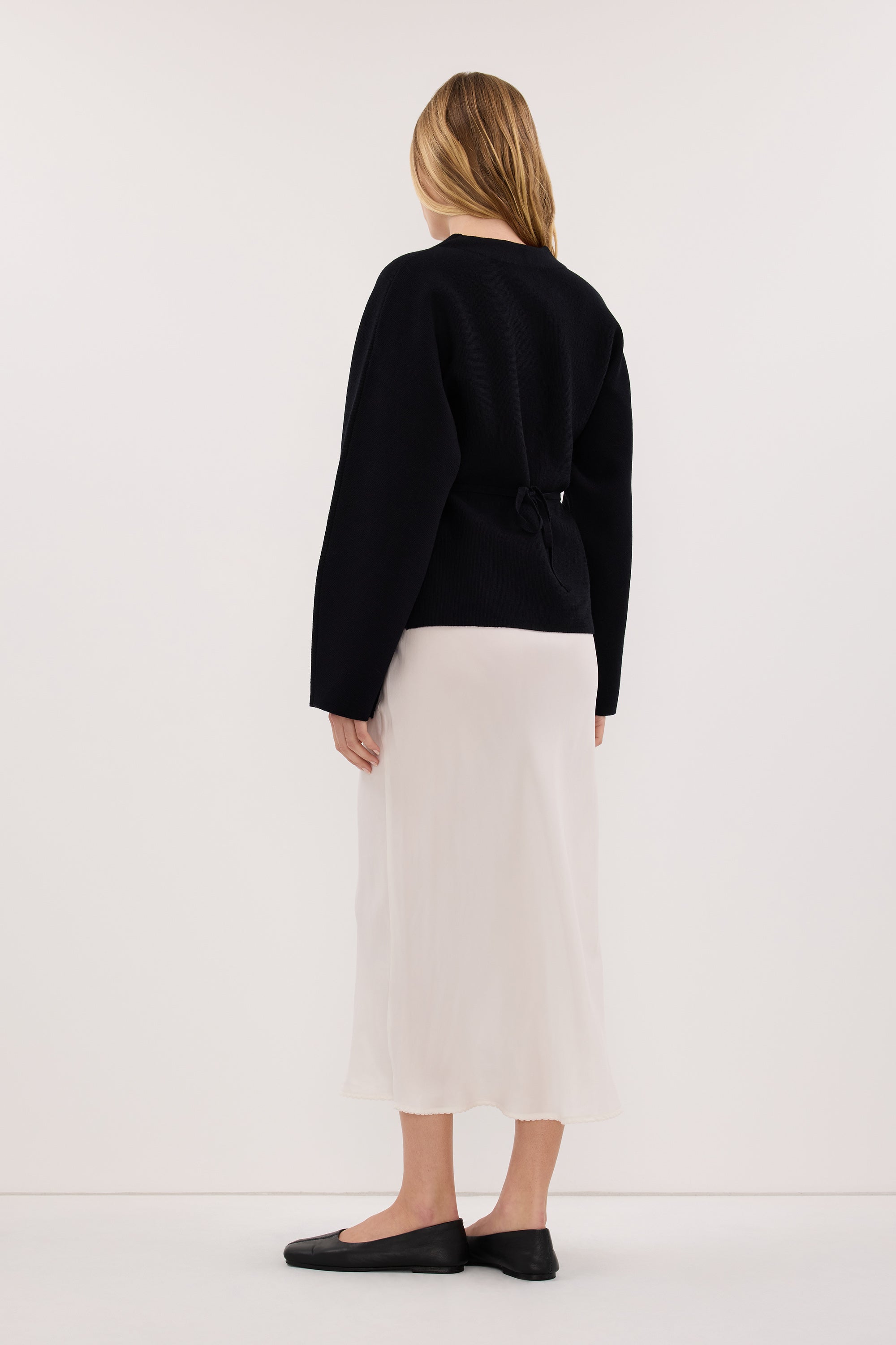 ETHEL BLACK V NECK CARDIGAN
