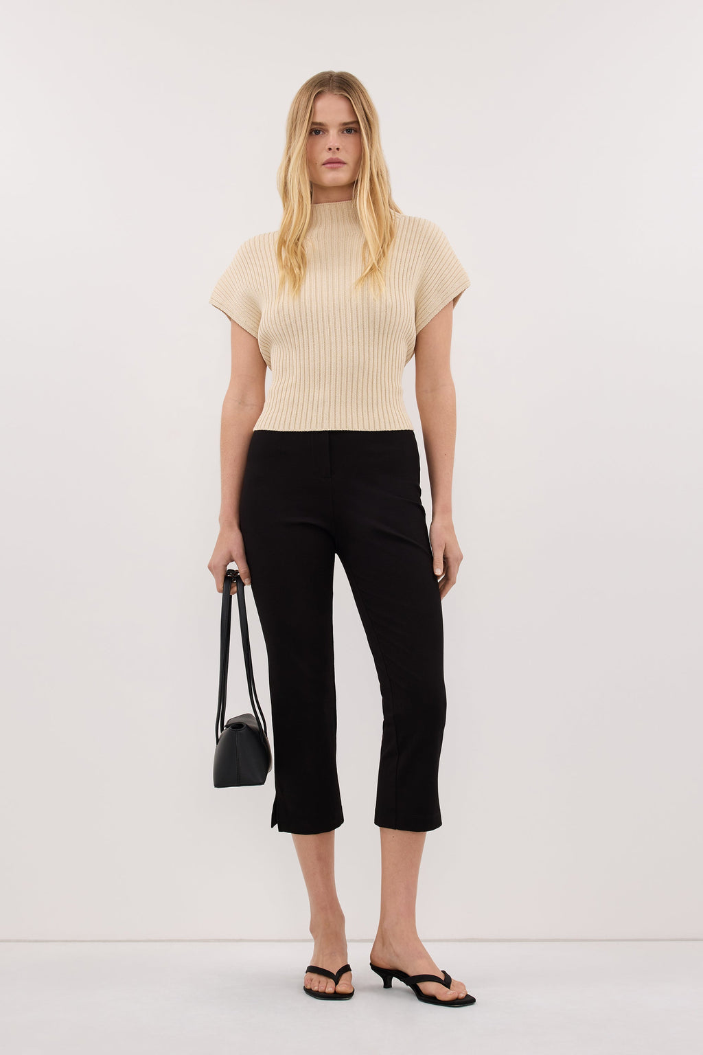 DELLA NATURAL KNIT TOP