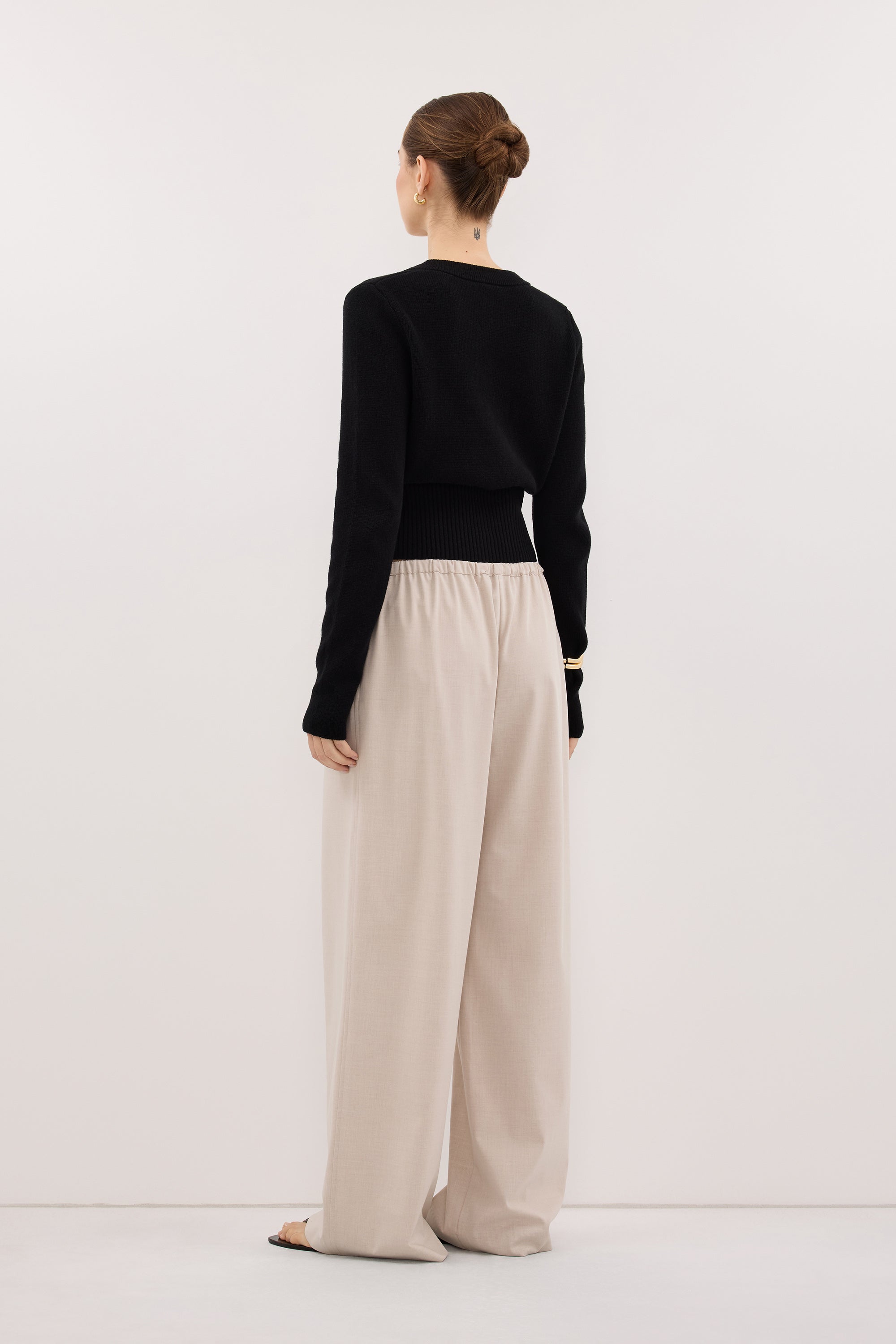 IRIS BLACK CREW KNIT CARDIGAN
