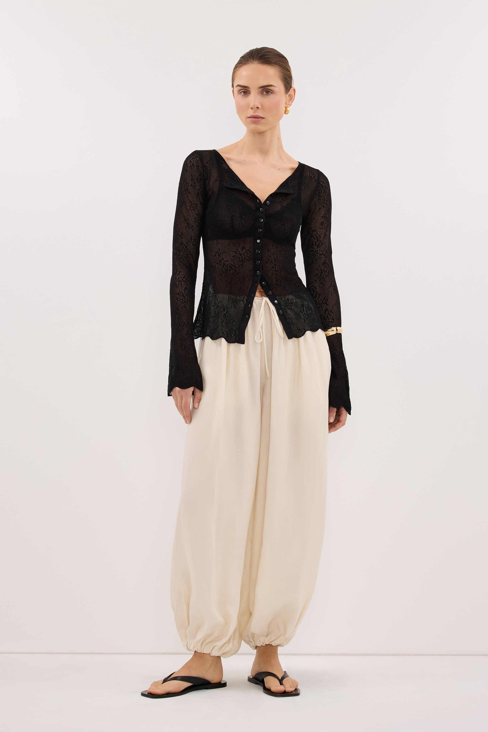 DELIA BLACK LACE BUTTON FRONT TOP