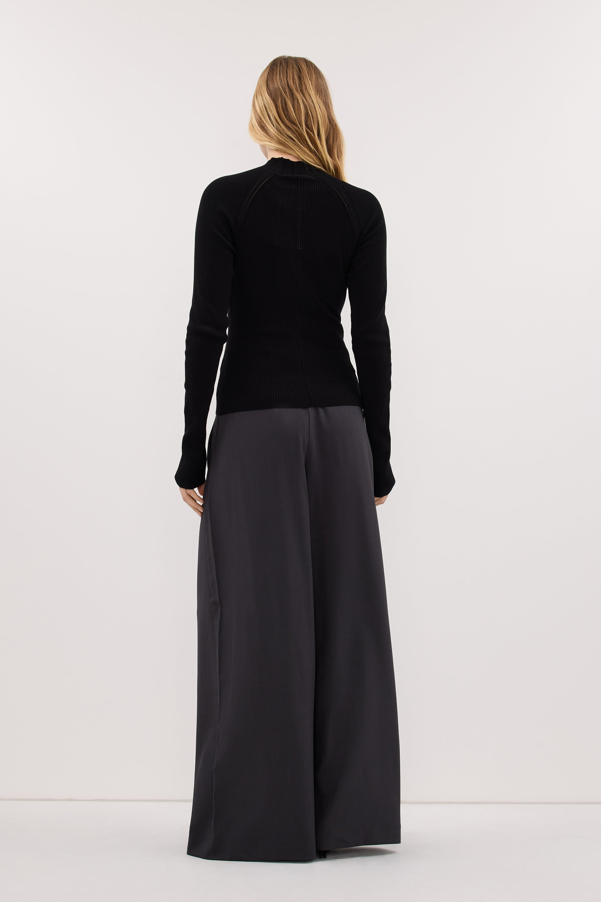 ANGEL BLACK RAGLAN FUNNEL NECK TOP