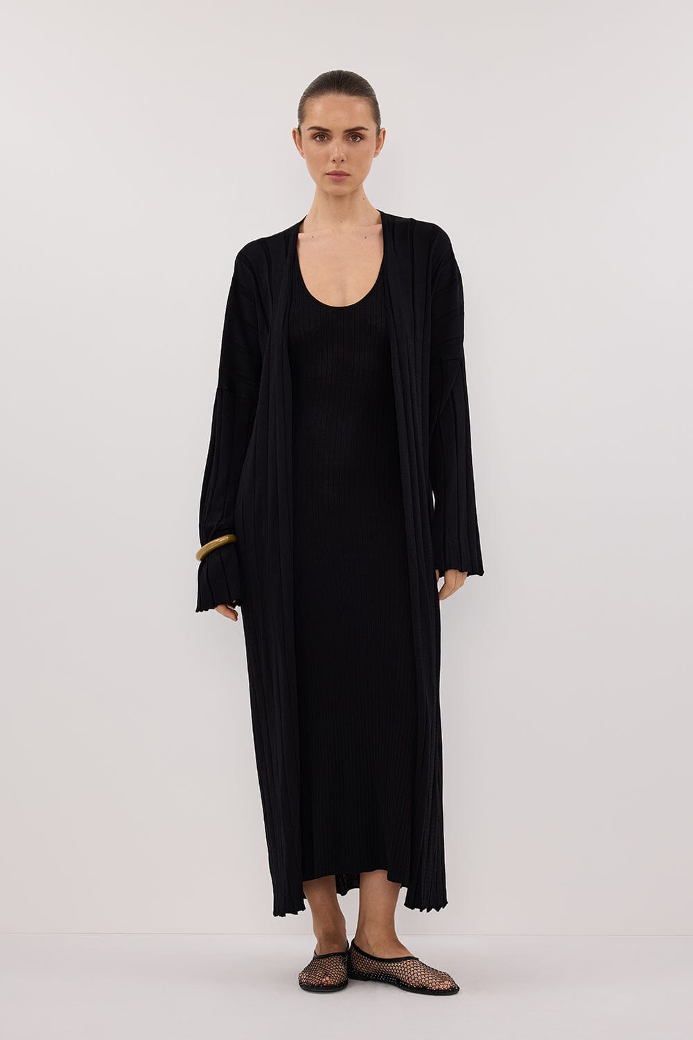 EVE BLACK SCOOP KNIT MIDI DRESS