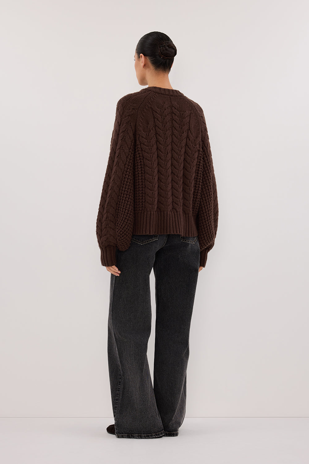 TOM CHOC CABLE KNIT CARDIGAN