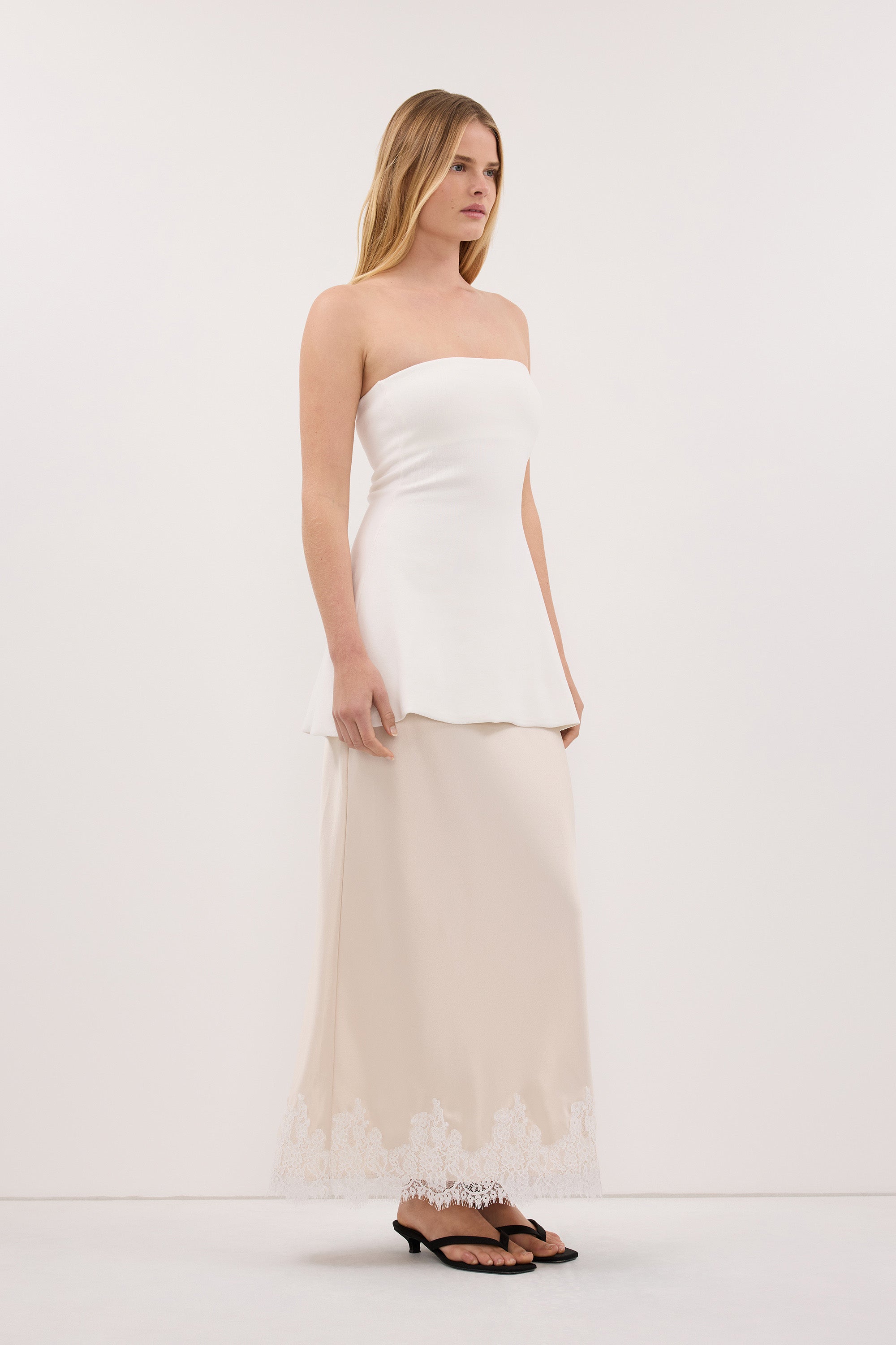 COCO OFF WHITE LONGLINE BANDEAU KNIT TOP