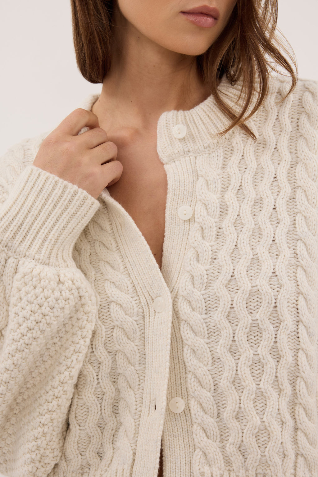 CARMEN IVORY CABLE KNIT CARDIGAN