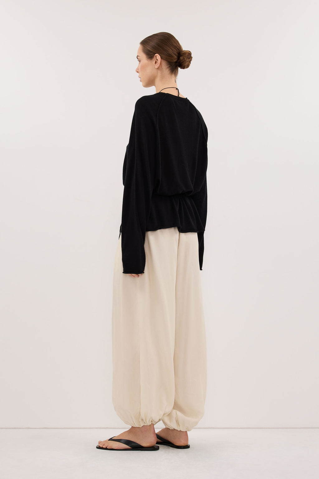 DUKE BLACK TIE MERINO KNIT TOP